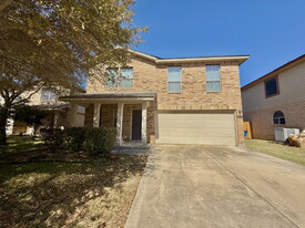2137 Dorman Dr in New Braunfels, TX - Building Photo