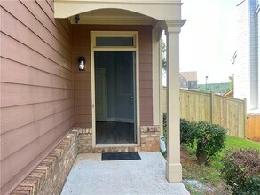 1600 Lily Valley Dr in Lawrenceville, GA - Building Photo - Building Photo
