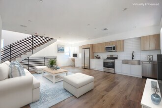 6421 Troost Ave in Los Angeles, CA - Building Photo - Building Photo