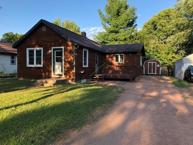 property at 1533 9th St