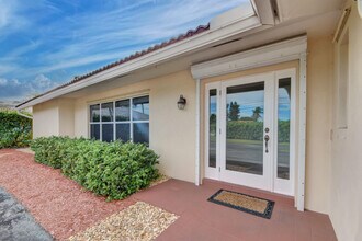 1753 W Terrace Dr in Lake Worth Beach, FL - Building Photo - Building Photo