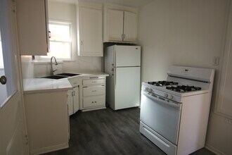 507 S Verdugo Rd in Glendale, CA - Building Photo - Building Photo