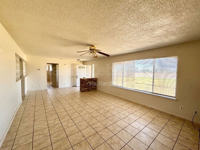 property at 2400 Gurr Rd