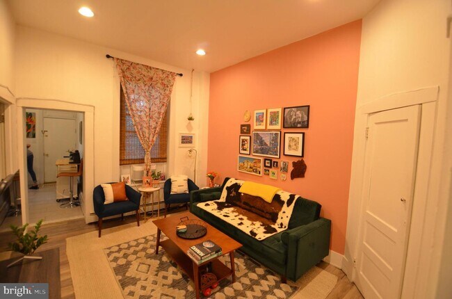 3513 Indian Queen Ln photo'