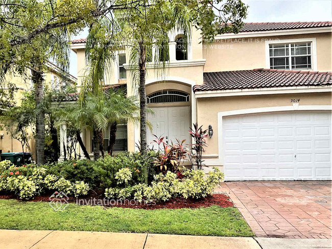 9014 SW 206th St in Cutler Bay, FL - Building Photo - Building Photo