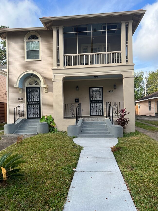 property at 3128 Louisiana Ave Pkwy