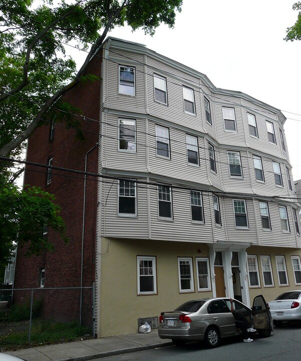114-118 Whitfield St in Boston, MA - Foto de edificio
