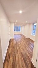 2103 W 21st Pl, Unit 2 in Chicago, IL - Building Photo - Building Photo