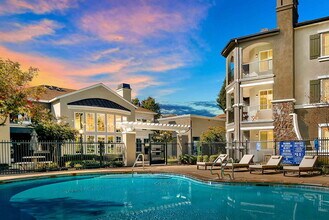 Canyon Oaks at Windemere in San Ramon, CA - Building Photo - Building Photo