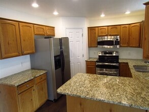 6667 Haven Maple Dr in West Jordan, UT - Building Photo - Building Photo