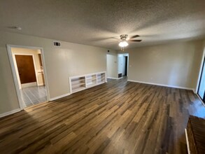 85 7th St in Shalimar, FL - Foto de edificio - Building Photo