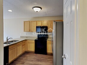 21092 E 40th Pl in Denver, CO - Building Photo - Building Photo