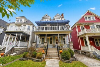 830 Potomac Ave in Buffalo, NY - Building Photo - Building Photo