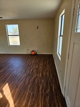 1104 Hickory St in Jourdanton, TX - Building Photo - Building Photo