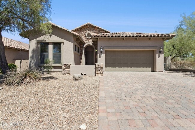 property at 6934 E Portia St