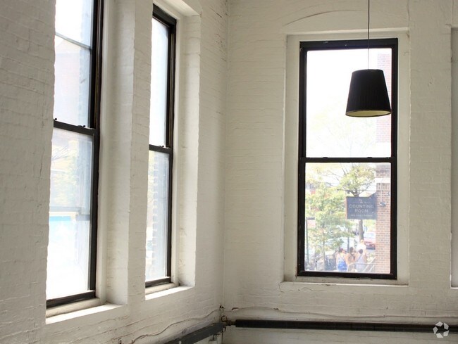 119 N 11th St in Brooklyn, NY - Foto de edificio - Interior Photo