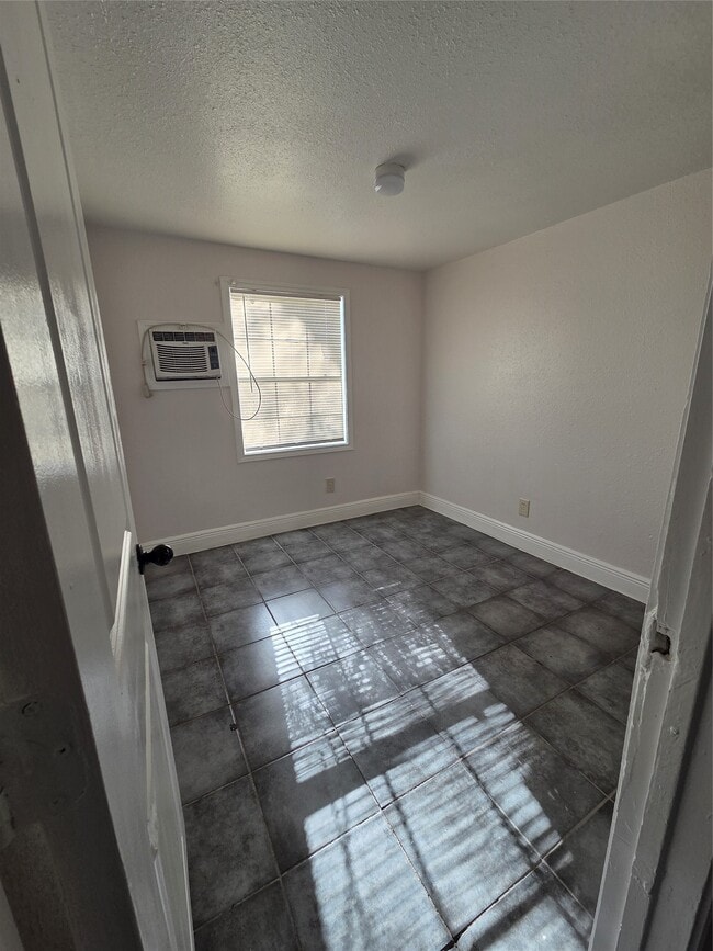 property at 302-371 71st St