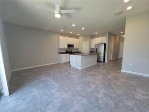 7113 Grand Elm Dr in Riverview, FL - Building Photo - Building Photo