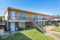 Schroeder Apartments - 6