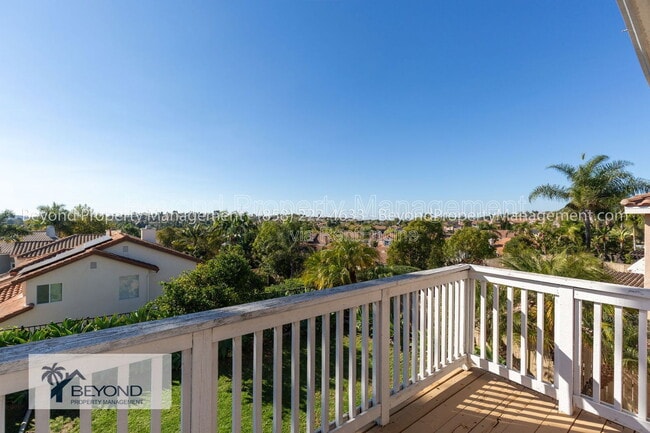 property at 1275 Avenida Fragata