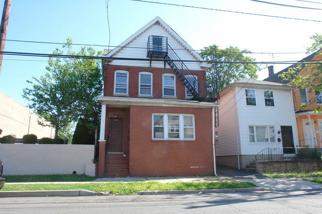 506 Neville St in Perth Amboy, NJ - Building Photo - Building Photo