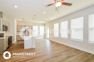 332 Whiteheart Dr in DeLand, FL - Building Photo - Building Photo