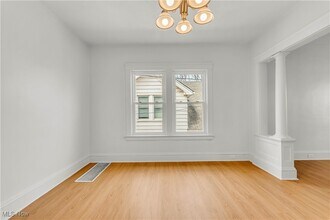 8906 Jeffries Ave in Cleveland, OH - Building Photo - Building Photo