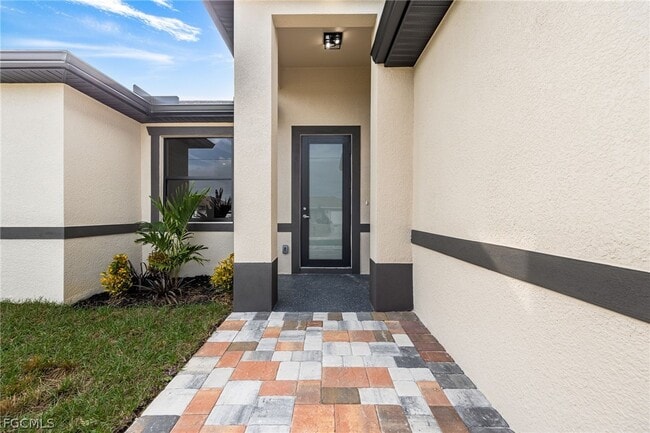 property at 2713 25th St SW