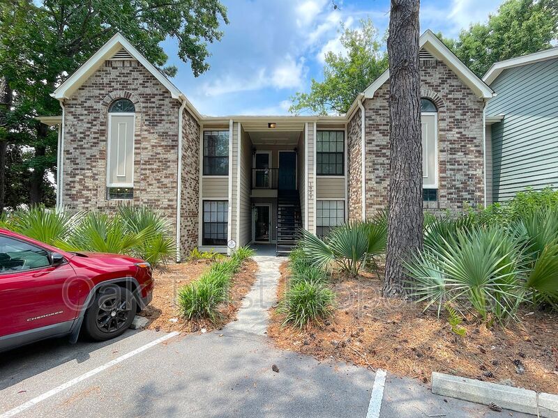 1829 Villa Maison in Mount Pleasant, SC - Building Photo