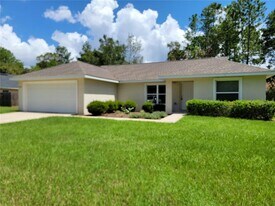 7009 Hemlock Crse in Ocala, FL - Building Photo