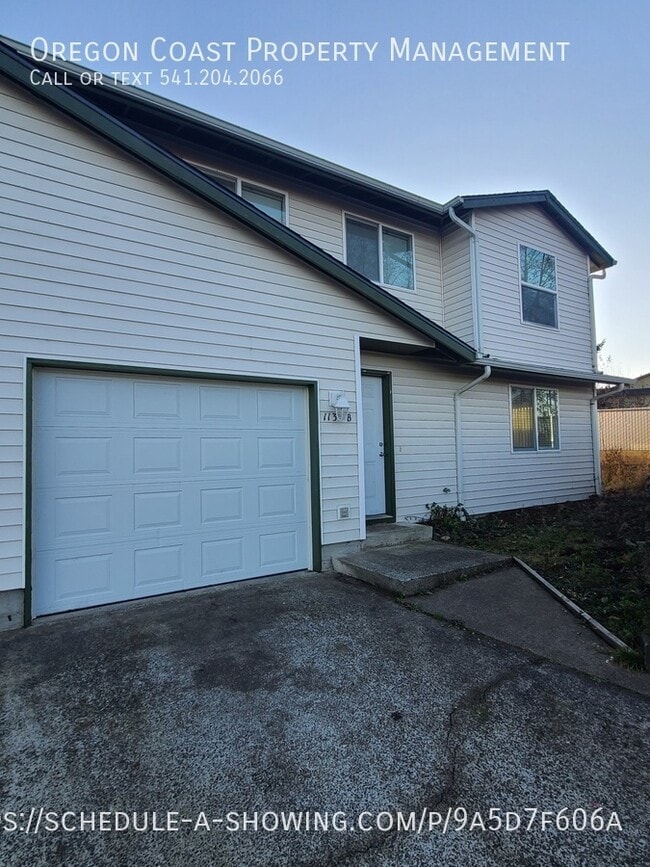 property at 1135 SE Oar Ave