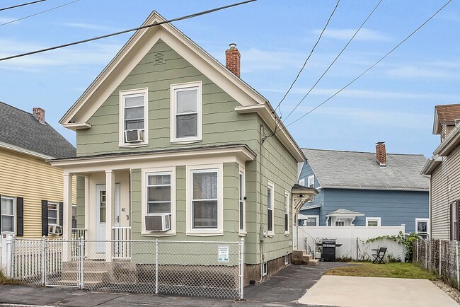 41 West St in Lowell, MA - Building Photo - Building Photo