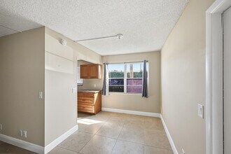 476 Fanshaw L in Boca Raton, FL - Building Photo - Building Photo