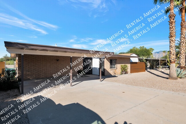 2970 W Lena Way in Tucson, AZ - Building Photo - Building Photo