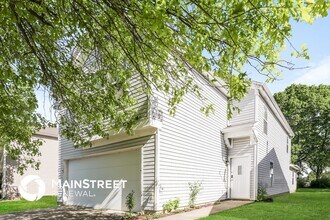 442 Harmony Dr in Greenwood, IN - Building Photo - Building Photo