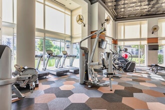 Griffis Uptown in Dallas, TX - Building Photo - Interior Photo