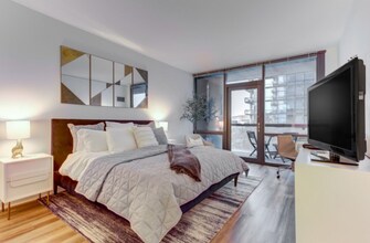 801 W Blackhawk St in Chicago, IL - Building Photo - Building Photo