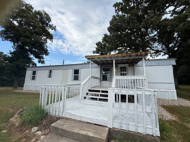 property at 33 Rocky Top Ridge Rd