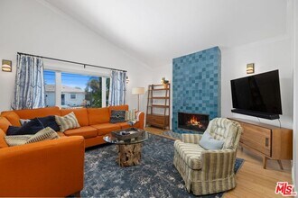 1659 Ellsmere Ave in Los Angeles, CA - Building Photo - Building Photo