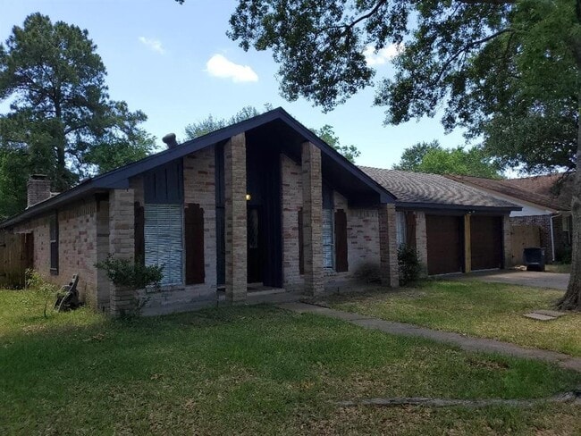 property at 6831 Stoney River Dr