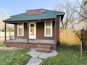 1250 N Jefferson Ave in Wichita, KS - Foto de edificio - Building Photo