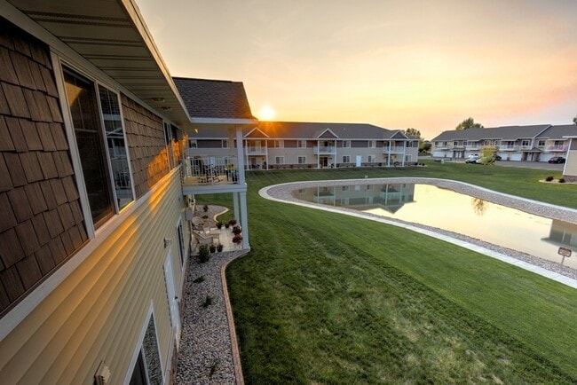 Knots Landing in De Pere, WI - Foto de edificio - Building Photo