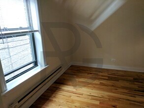 630 W Cornelia Ave, Unit 622-628-E2 in Chicago, IL - Building Photo - Building Photo