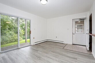 366 Concord Ln in Middletown, NY - Building Photo - Building Photo