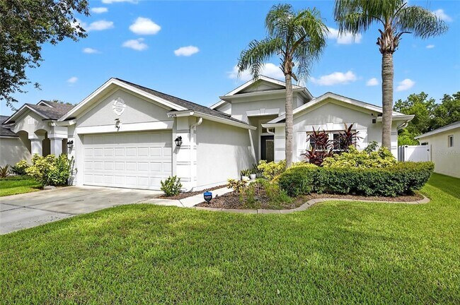 12414 Cedarfield Dr in Riverview, FL - Foto de edificio - Building Photo