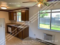 9669 Lancelot Ct in Boise, ID - Foto de edificio - Building Photo