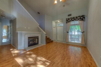 13500 Dulles Ave in Austin, TX - Building Photo - Building Photo