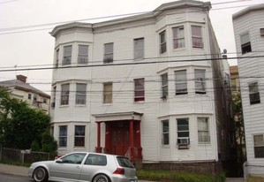 105-107 Oak St Apartments