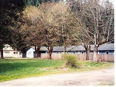 47371 Hwy 58 in Oakridge, OR - Building Photo