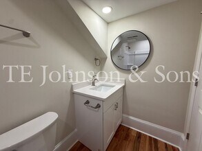 2106 S Main St in Winston-Salem, NC - Building Photo - Building Photo